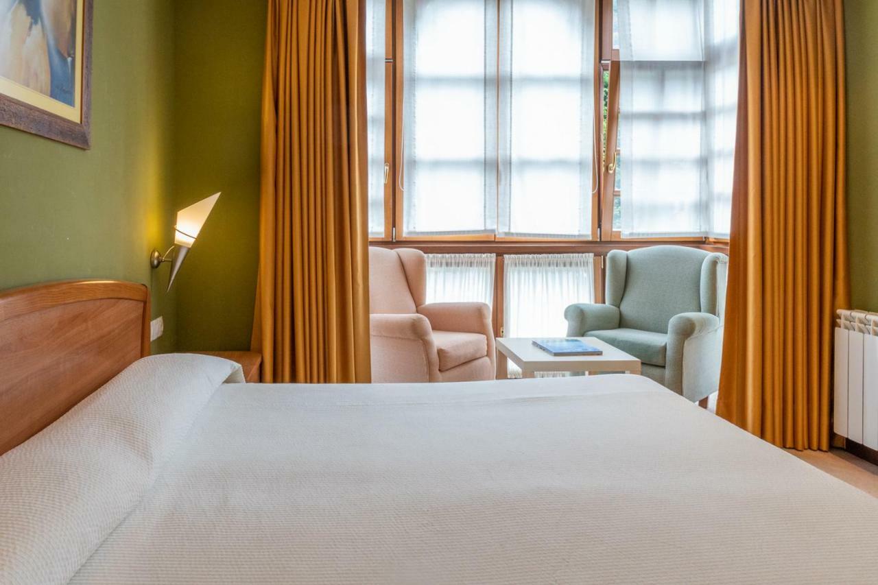 Gran Hotel Rural Cela Belmonte De Miranda Eksteriør billede