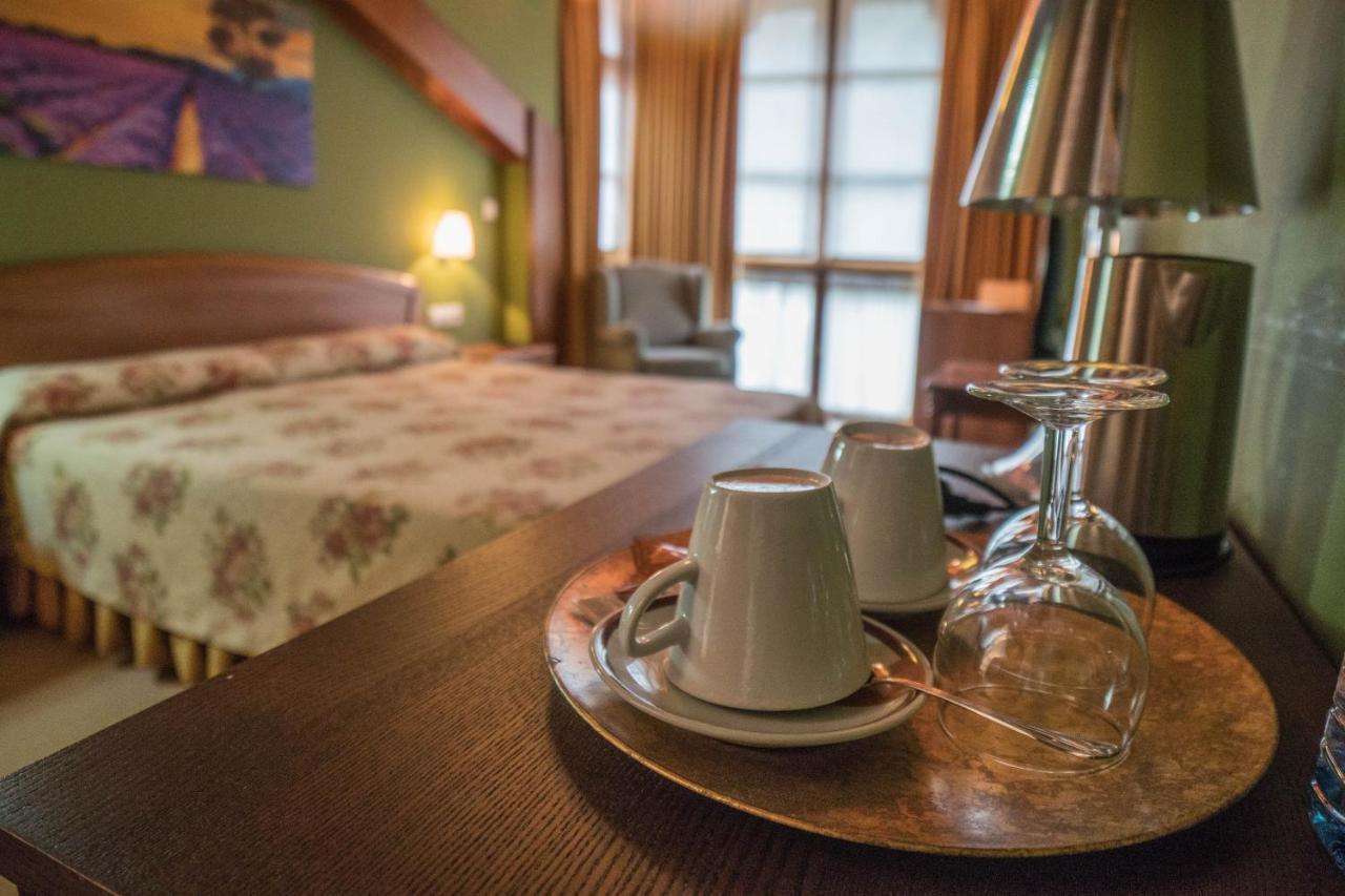 Gran Hotel Rural Cela Belmonte De Miranda Eksteriør billede