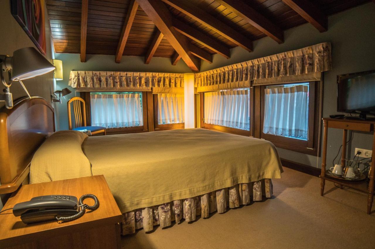 Gran Hotel Rural Cela Belmonte De Miranda Eksteriør billede