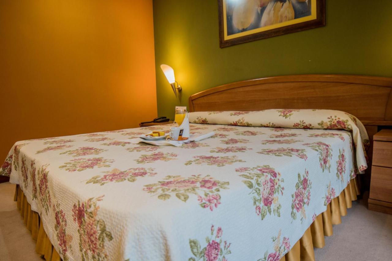 Gran Hotel Rural Cela Belmonte De Miranda Eksteriør billede